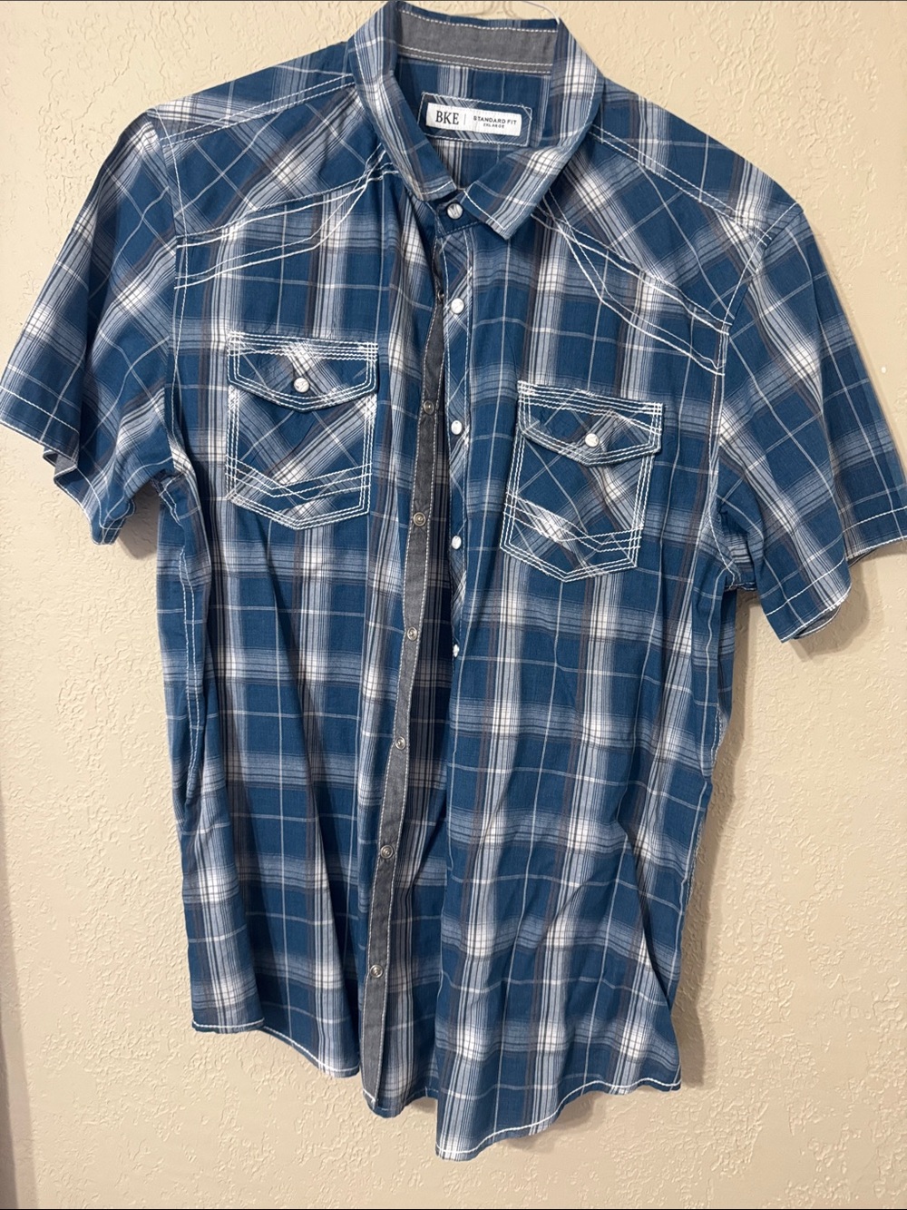 BKE Blue and White Plaid Short Sleeve Button-Down Shirt